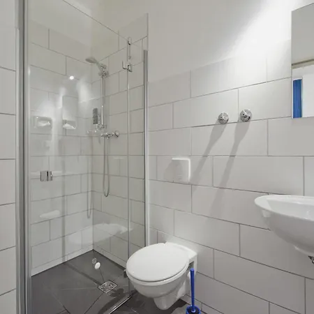 Hotell Peters - Andere 3*