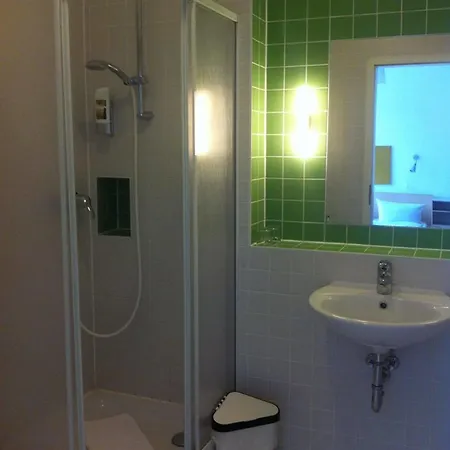 Peters - Andere 3*