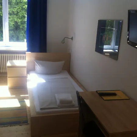 Peters - Andere 3*