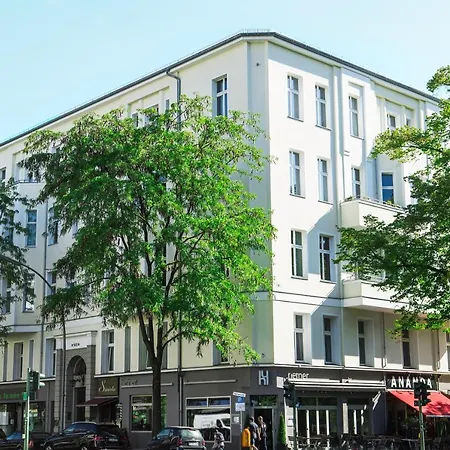 彼得膳食公寓达斯安德赫酒店 3*