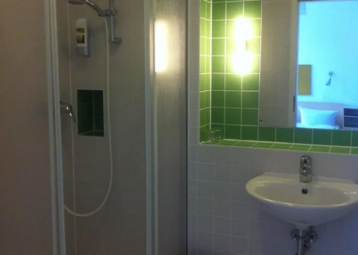 彼得膳食公寓达斯安德赫酒店 3*