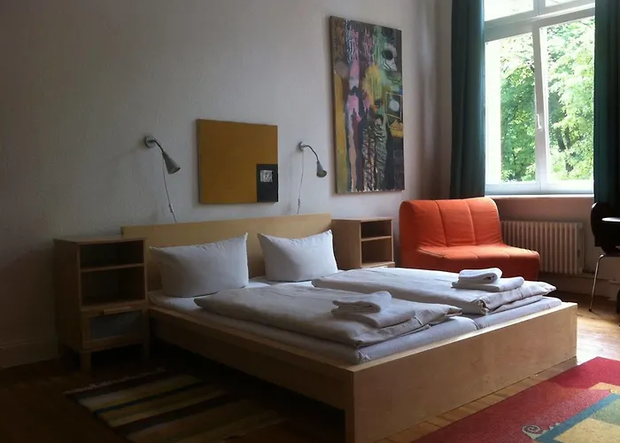 彼得膳食公寓达斯安德赫酒店 3*